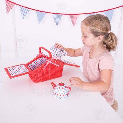 Dotty Teaset
